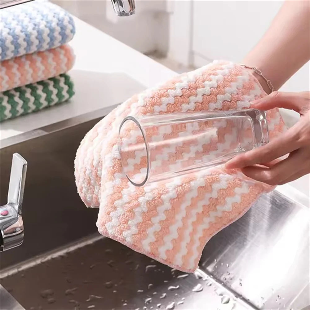 Quick Brilliance™ | Microfiber Magic Kitchen Cloths